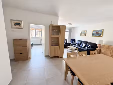 appartement 2 chambres avec balcon + parking privée/sécurisé