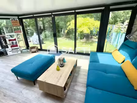 maison familiale pleine de douceur dans un cadre verdoyant