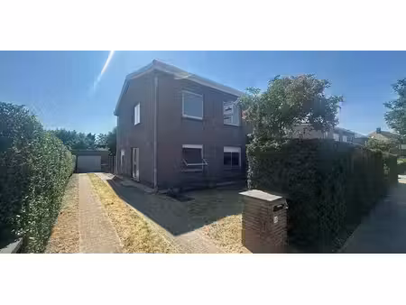 maison à louer à oostakker pour € 1.150 avec 4 chambres à coucher