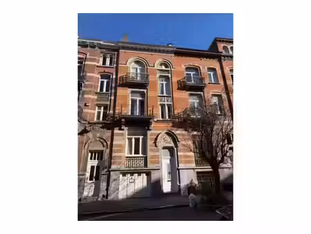 immeuble mixte à vendre avec garage et terrasse   etterbeek (vbe73375)