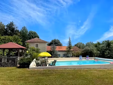 chalet à vendre à siorac-de-ribérac (24600) - dordogne