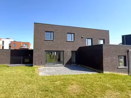 une maison prête à vivre à belgrade (lot 88)
