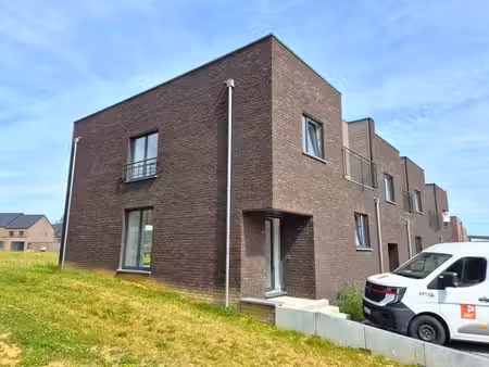 une maison prête à vivre à belgrade (lot 96)