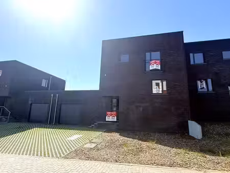 une maisonprête à vivre à belgrade (lot 87)