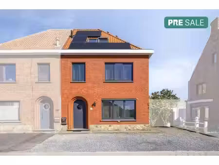 maison prête à emménager avec 4 pièces à vendre dans le cent