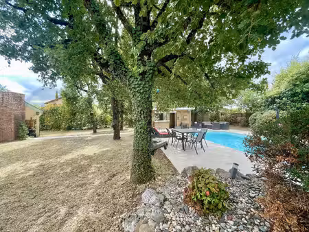 maison la salvetat st gilles - 6 pièce(s) - 143.8 m2