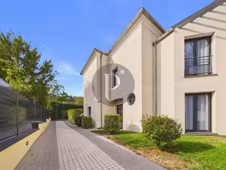 propriété 8 pièces - réception 85 m² - 5 chambres -terrain 660 m²
