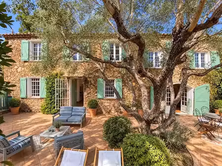vente propriété 8 pièces 190 m² à cogolin (83310)  975 000 €