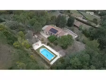 proche limoux villa de plain-pied avec piscine  vue domina