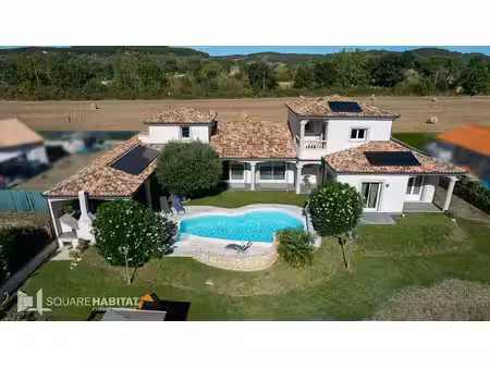maison 6 pièce(s) 188 m2