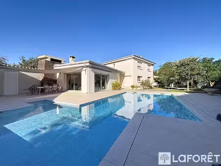 serignan village - elégante villa villa familiale avec piscine et jardin