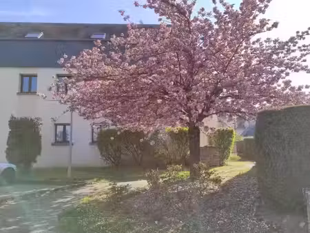 a louer sur limours 2 pieces avec balcon et stationneme