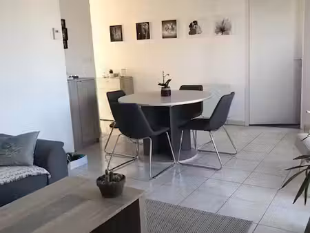spacieux appartement 1 chambre + bureau