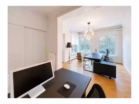 bureaux à louer à etterbeek (vbe73665)