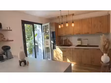vente maison 5 pièces  96.00m²  bourg