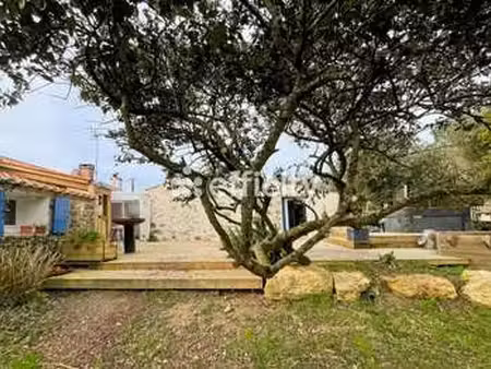 vente longère et corps de ferme piscine à vairé (85150) : à vendre piscine / 122m² vairé