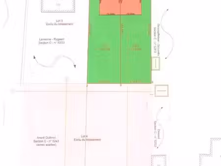 une belle parcelle de terrain à bâtir pour une construction