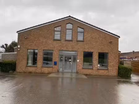 batiment surface commerciale industriel bureaux 400m2