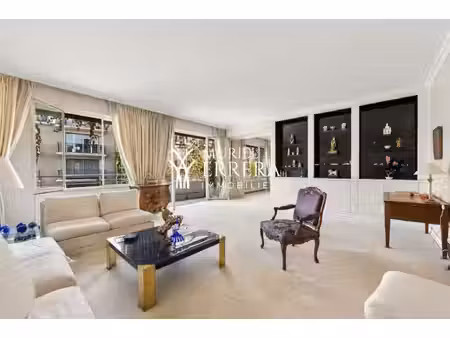 appartement de luxe à vendre dans le quartier saint james-delabordère