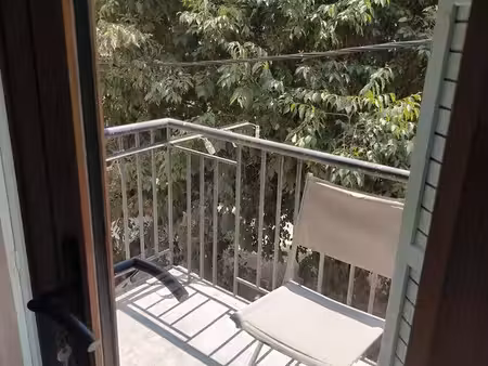 bel f2 neuf première occupation avec balcon centre ancien de callas