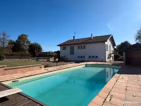 maison 6 pièces 181 m²