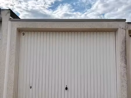 garage à louer