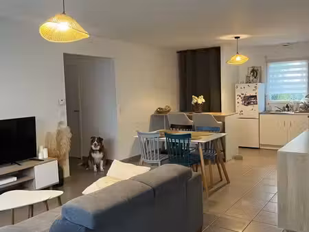 maison individuelle avec garage et jardin