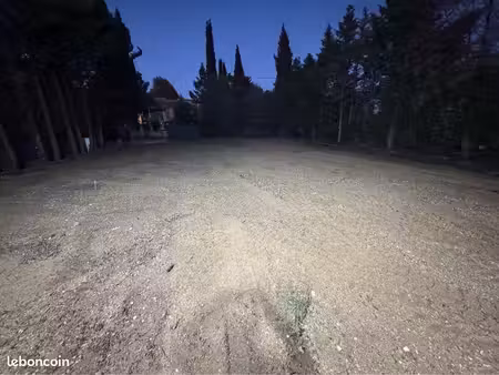 loue terrain eau électricité 1000m2