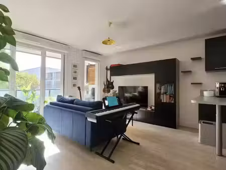 vente appartement 2 pièces 43 m² à romainville (93230)  270 000 €