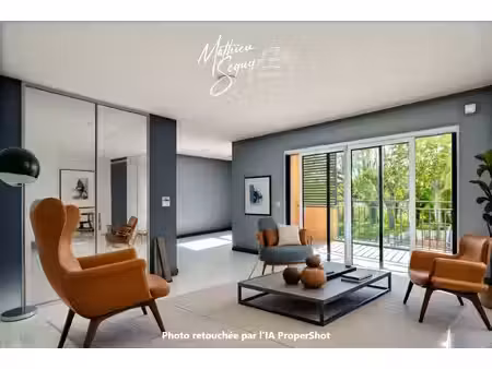 découvrez cet appartement t4 avec balcon alliant confort  modernité et convivialité !
