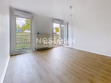 a vendre appartement fontenay le fleury 2 pièce(s) avec cave et parking .
