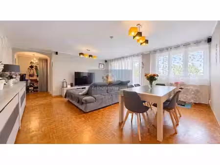 grand 4 pièces au port-marly de 81m2 avec 2 ou 3 chambres - balcon  cave  parking