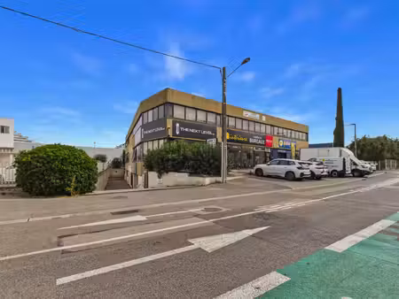 bureau - avenue du docteur lefebvre - villeneuve loubet