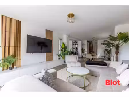 a vendre en exclusivite par blot- a cintre – maison contemporaine de 2021 – 142 m² hab. – 