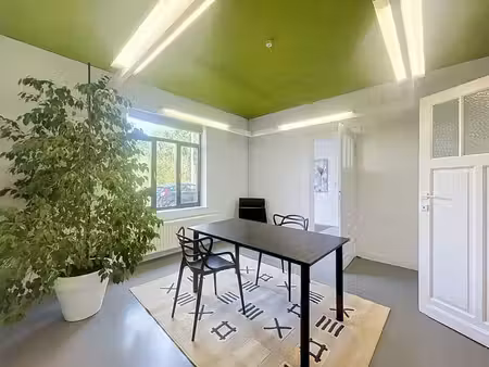 ottignies-lln - 1 bureau + espace co-working + 2 parkings