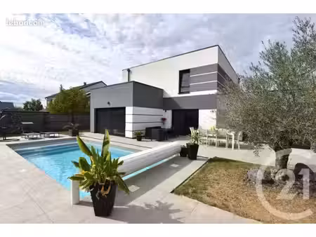 maison 7 pièces 171 m²