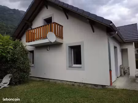 maison toute isolée