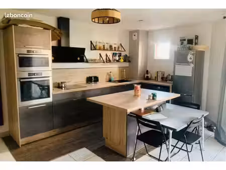 appartement 3 pièces 60 m²