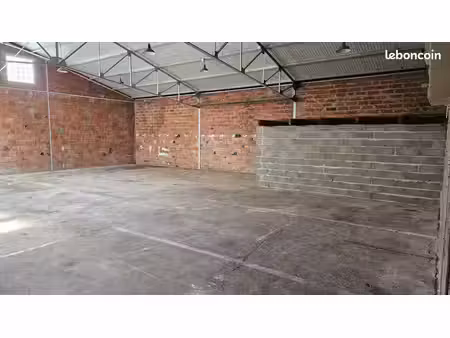 local 200m2