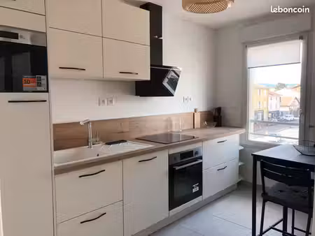 appartement t2 meublé 42m2 avec terrasse