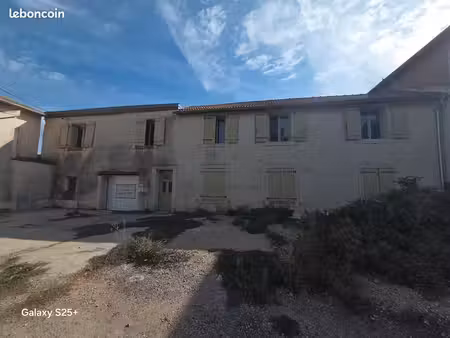 loue entrepôt