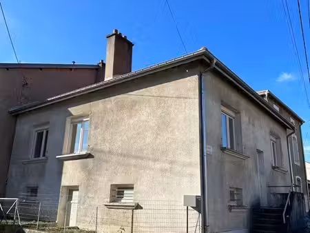maison 102m2 avec 3 chambres entièrement rénovée