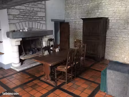 location gîte meublé sur 2 niveaux  sortie fontenay le comte