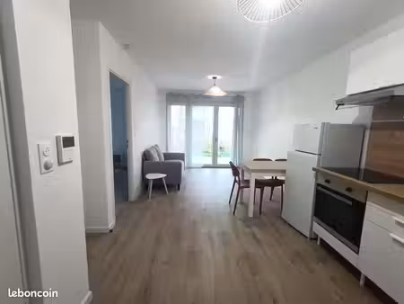 location t2 neuf rdc 42 m²  meublé