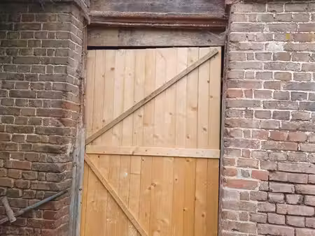 a louer box avec présence gardien