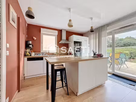 appartement 2 chambres avec terrasse  jardin et garage fermé