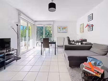 t2 + garage a louer sur voreppe