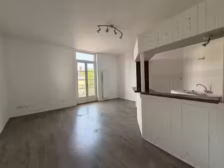 appartement t2 centre pont de beauvoisin