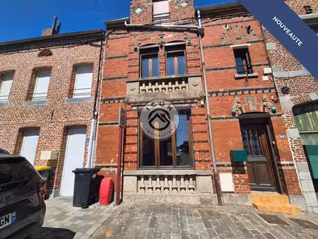 proche commerces  écoles