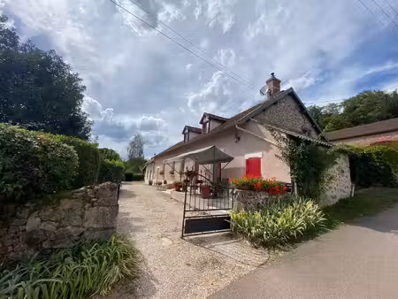 maison rénovée de 5 pièces au calme  sans vis-à-vis – à 5 min du lac des settons (parc du 